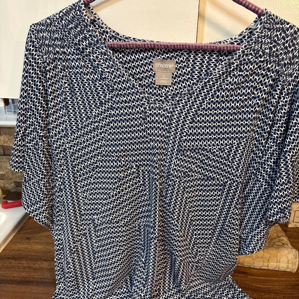 Chicos women’s short sleeved shirt